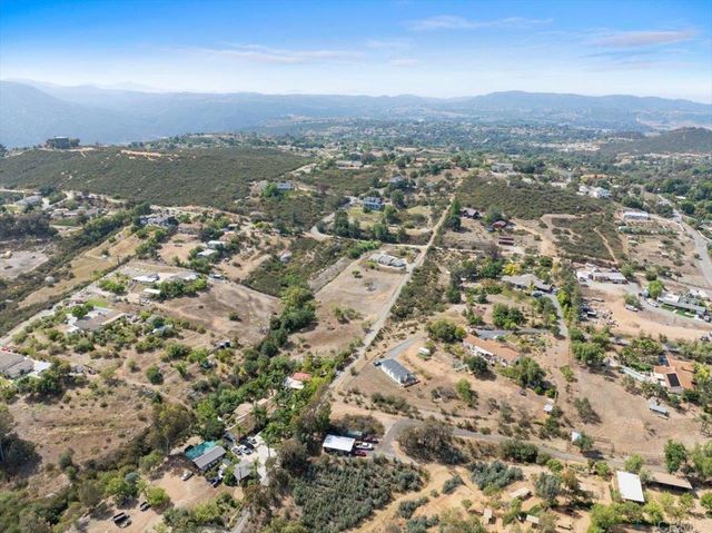30552 Callejo Feliz Terrace, Valley Center, CA 92082