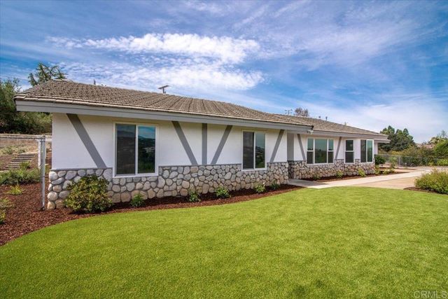 30552 Callejo Feliz Terrace, Valley Center, CA 92082