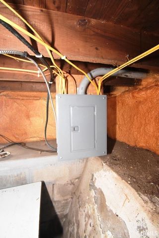 1210 S Columbia Street, Frankfort, IN 46041