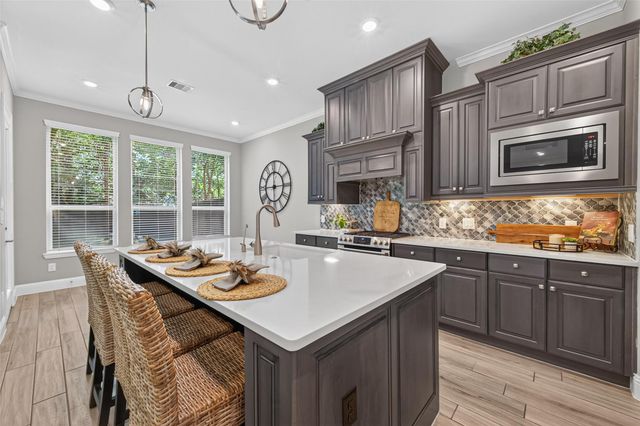 51 Banbury Court, Tomball, TX 77375