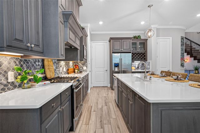51 Banbury Court, Tomball, TX 77375