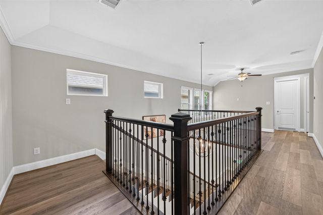 51 Banbury Court, Tomball, TX 77375