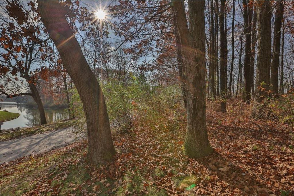 0 Freedom Lake N Court, Valparaiso, IN 46385