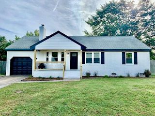 3229 Troy LN, Chesapeake, VA 23323