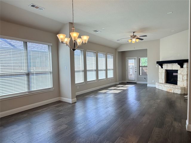 428 Gibbons Creek Trail, Mckinney, TX 75071