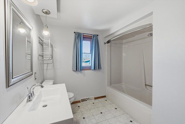 200 Main STREET, Belgium, WI 53004