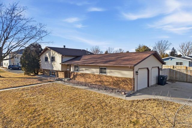 200 Main STREET, Belgium, WI 53004