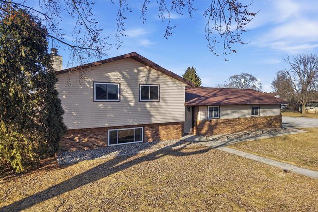 200 Main STREET, Belgium, WI 53004