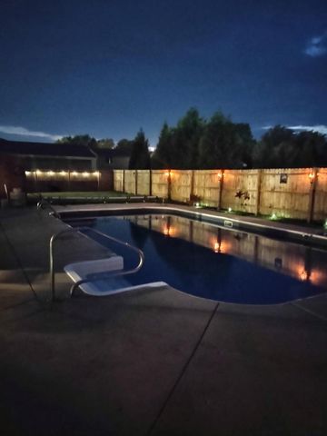 200 Main STREET, Belgium, WI 53004