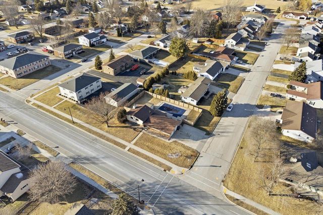 200 Main STREET, Belgium, WI 53004