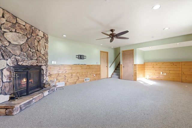 200 Main STREET, Belgium, WI 53004