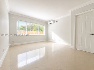 2901 Middle River Dr 5, Fort Lauderdale, FL 33306