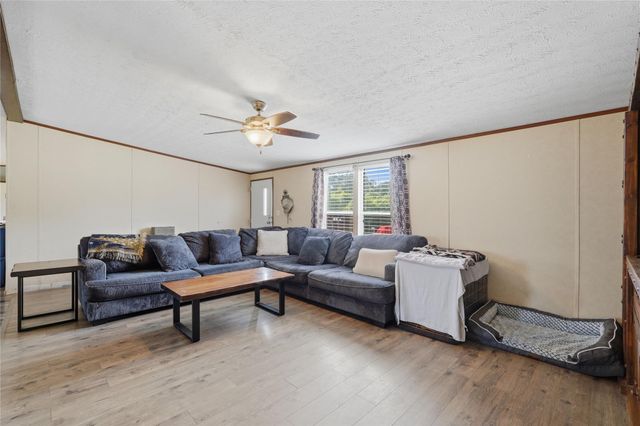 18492 Parker Road, Cleveland, TX 77328