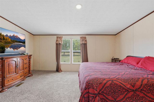 18492 Parker Road, Cleveland, TX 77328