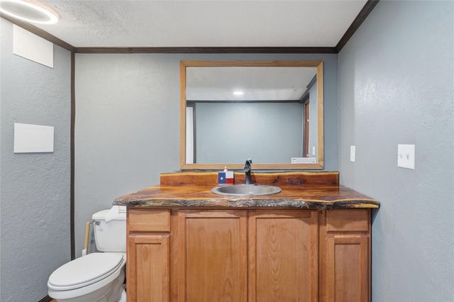 18492 Parker Road, Cleveland, TX 77328