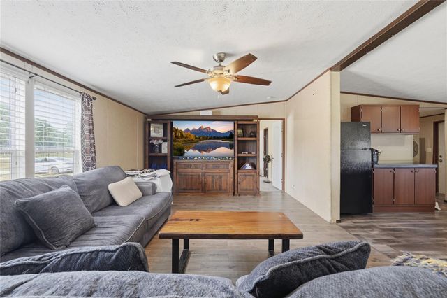 18492 Parker Road, Cleveland, TX 77328