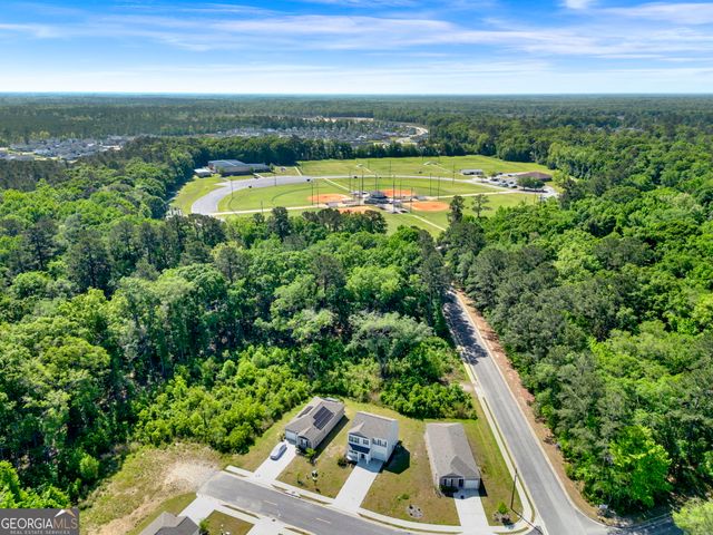 33 Dusky Court, Hinesville, GA 31313