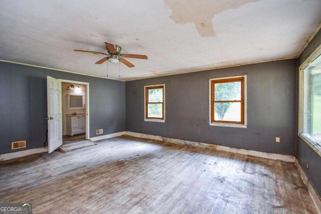 35 Robinson Drive, Carrollton, GA 30117