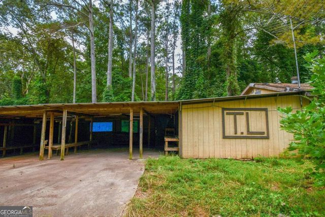 35 Robinson Drive, Carrollton, GA 30117