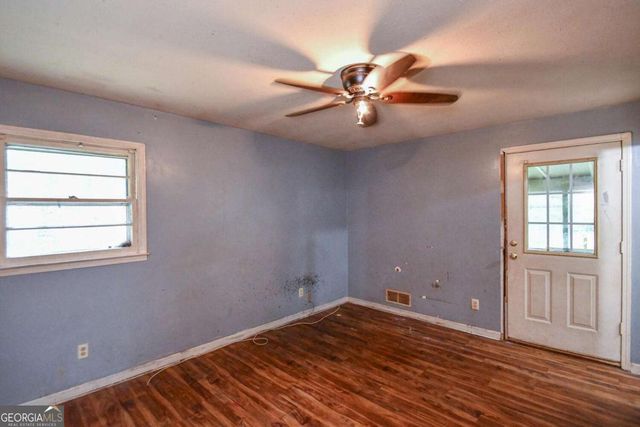 35 Robinson Drive, Carrollton, GA 30117