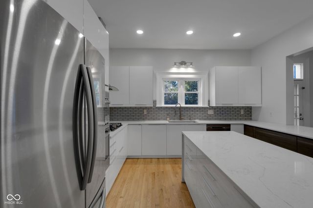 11178 Ditch Road, Carmel, IN 46032