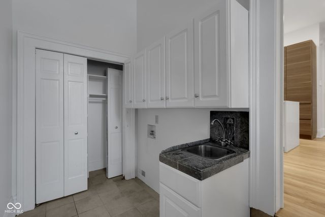 11178 Ditch Road, Carmel, IN 46032