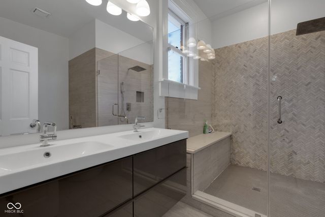 11178 Ditch Road, Carmel, IN 46032