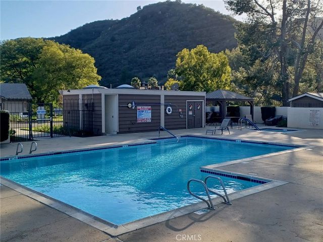 4125 Pinehurst Court, Fallbrook, CA 92028