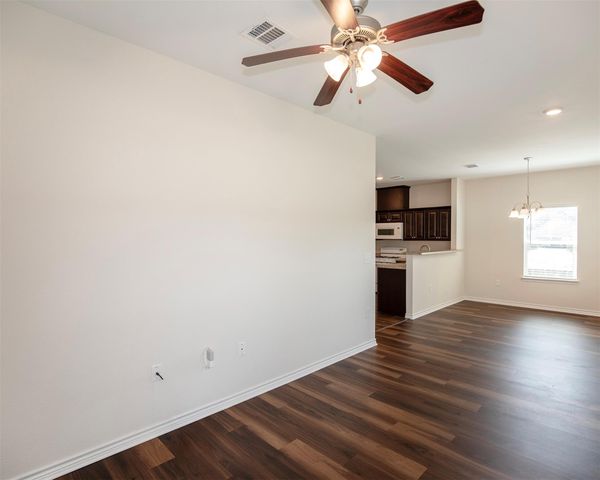 1125 Lake Road, La Marque, TX 77568