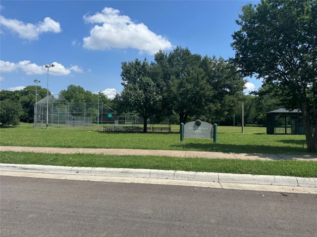 2447 E Pentagon Parkway, Dallas, TX 75241