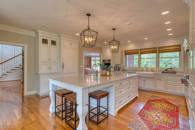 5800 Temper Trail Court, Evansville, IN 47720