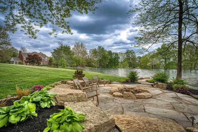 5800 Temper Trail Court, Evansville, IN 47720