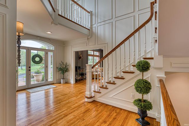 5800 Temper Trail Court, Evansville, IN 47720