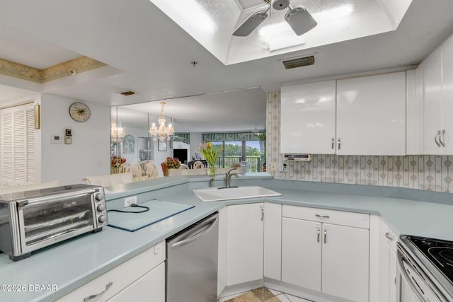 2700 N Peninsula Ave Apt 211, New Smyrna Beach, FL 32169