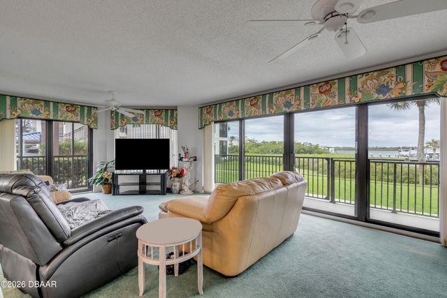 2700 N Peninsula Ave Apt 211, New Smyrna Beach, FL 32169