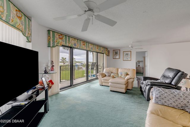 2700 N Peninsula Ave Apt 211, New Smyrna Beach, FL 32169