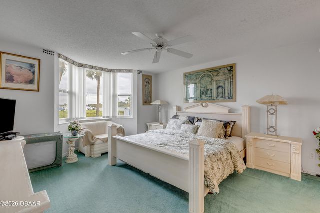2700 N Peninsula Ave Apt 211, New Smyrna Beach, FL 32169