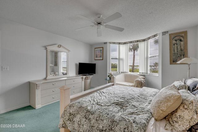 2700 N Peninsula Ave Apt 211, New Smyrna Beach, FL 32169
