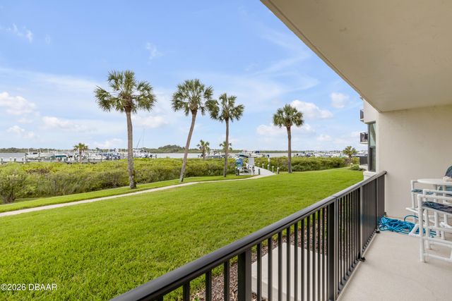 2700 N Peninsula Ave Apt 211, New Smyrna Beach, FL 32169
