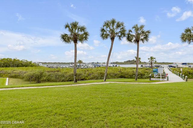 2700 N Peninsula Ave Apt 211, New Smyrna Beach, FL 32169