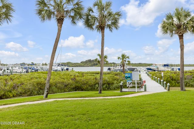 2700 N Peninsula Ave Apt 211, New Smyrna Beach, FL 32169