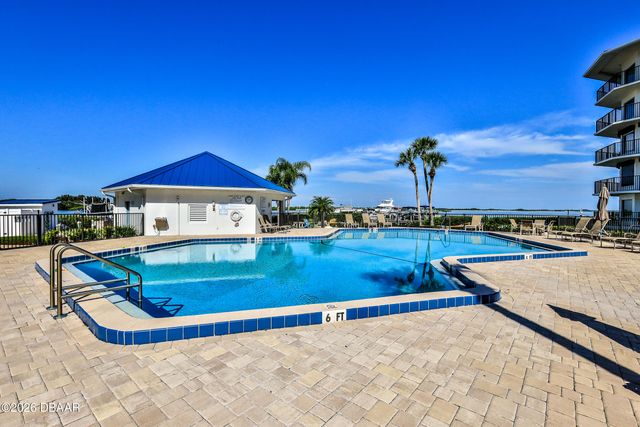 2700 N Peninsula Ave Apt 211, New Smyrna Beach, FL 32169