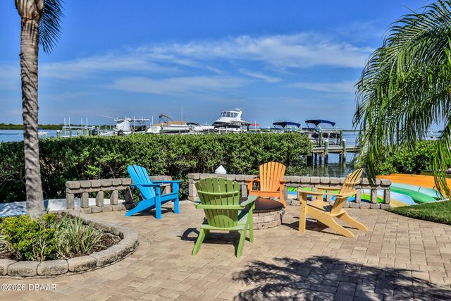 2700 N Peninsula Ave Apt 211, New Smyrna Beach, FL 32169