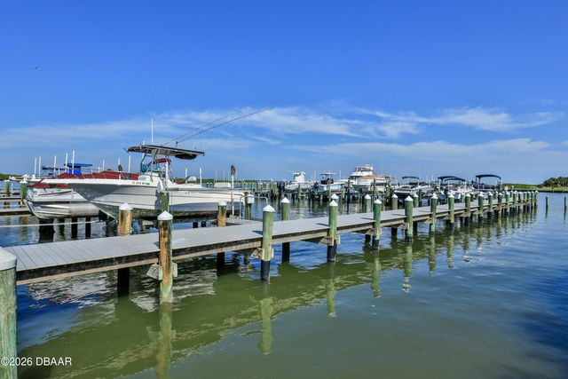 2700 N Peninsula Ave Apt 211, New Smyrna Beach, FL 32169