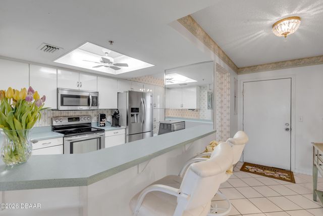 2700 N Peninsula Ave Apt 211, New Smyrna Beach, FL 32169