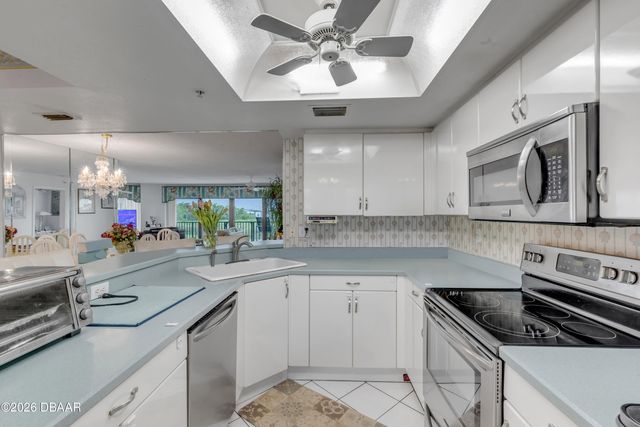 2700 N Peninsula Ave Apt 211, New Smyrna Beach, FL 32169