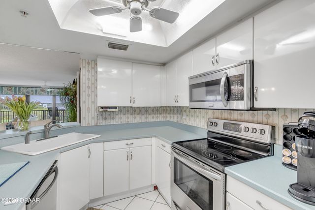 2700 N Peninsula Ave Apt 211, New Smyrna Beach, FL 32169