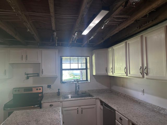 1865 Blair School Road, Russell Springs, KY 42642