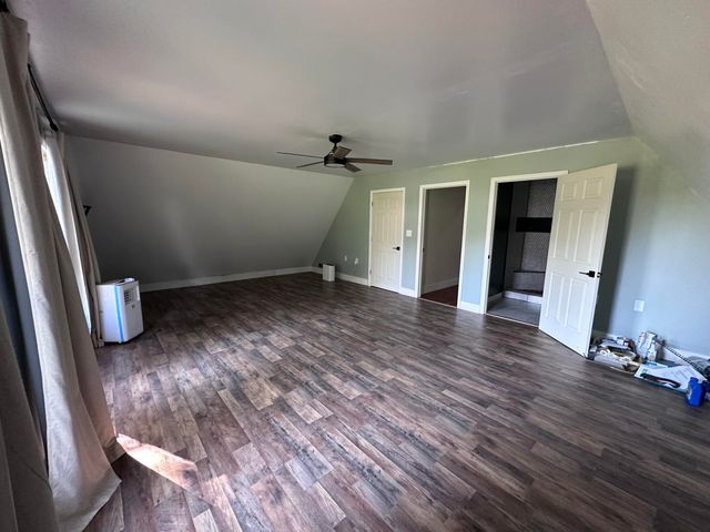 1865 Blair School Road, Russell Springs, KY 42642