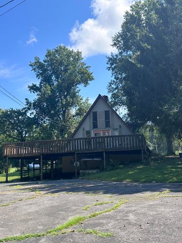 1865 Blair School Road, Russell Springs, KY 42642